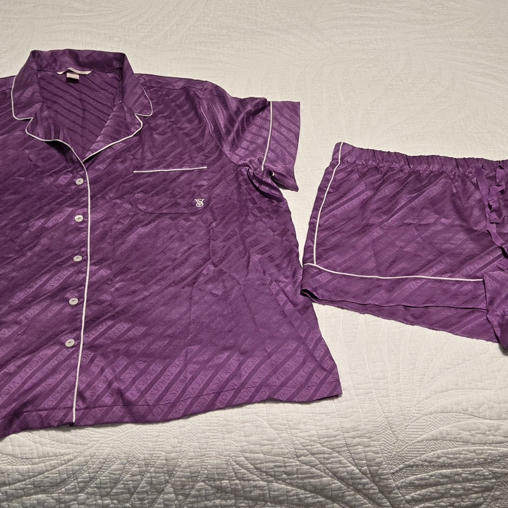 Victoria's Secret Lavender Satin Pajama Set